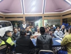 Warga Kalidawir Geram! Oknum Perangkat Desa Diarak ke Pendopo, Diduga Lakukan Perbuatan Tak Pantas