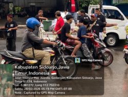 Diguyur hujan, relawan