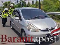 Mobil Mogok Picu Kepadatan Sembayat  Aksi Cepat Polisi Jadi Sorotan