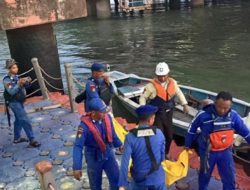 Evakuasi Jasad Lansia