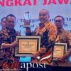 Prestasi Membanggakan AKBP Arbaridi Jumhur Raih Penghargaan PWI Jatim   