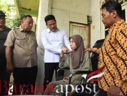 Bupati Subandi Sidak RTLH, Salurkan Bantuan Kursi Roda