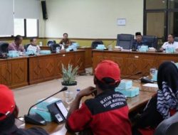 PKL Sidoarjo mengadu ke DPRD karena terusir saat berdagang dan harus berpindah-pindah lokasi