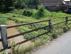Jembatan Tarik Rusak