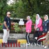 PKK Sidoarjo Hijaukan Flyover Jenggolo, Ratusan Bugenvil Bikin Warga Takjub