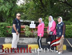 PKK Sidoarjo Hijaukan Flyover Jenggolo, Ratusan Bugenvil Bikin Warga Takjub