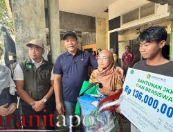 Subandi Serahkan Santunan Rp136 Juta, Anak Pedagang Korban Kecelakaan Dijamin Kuliah