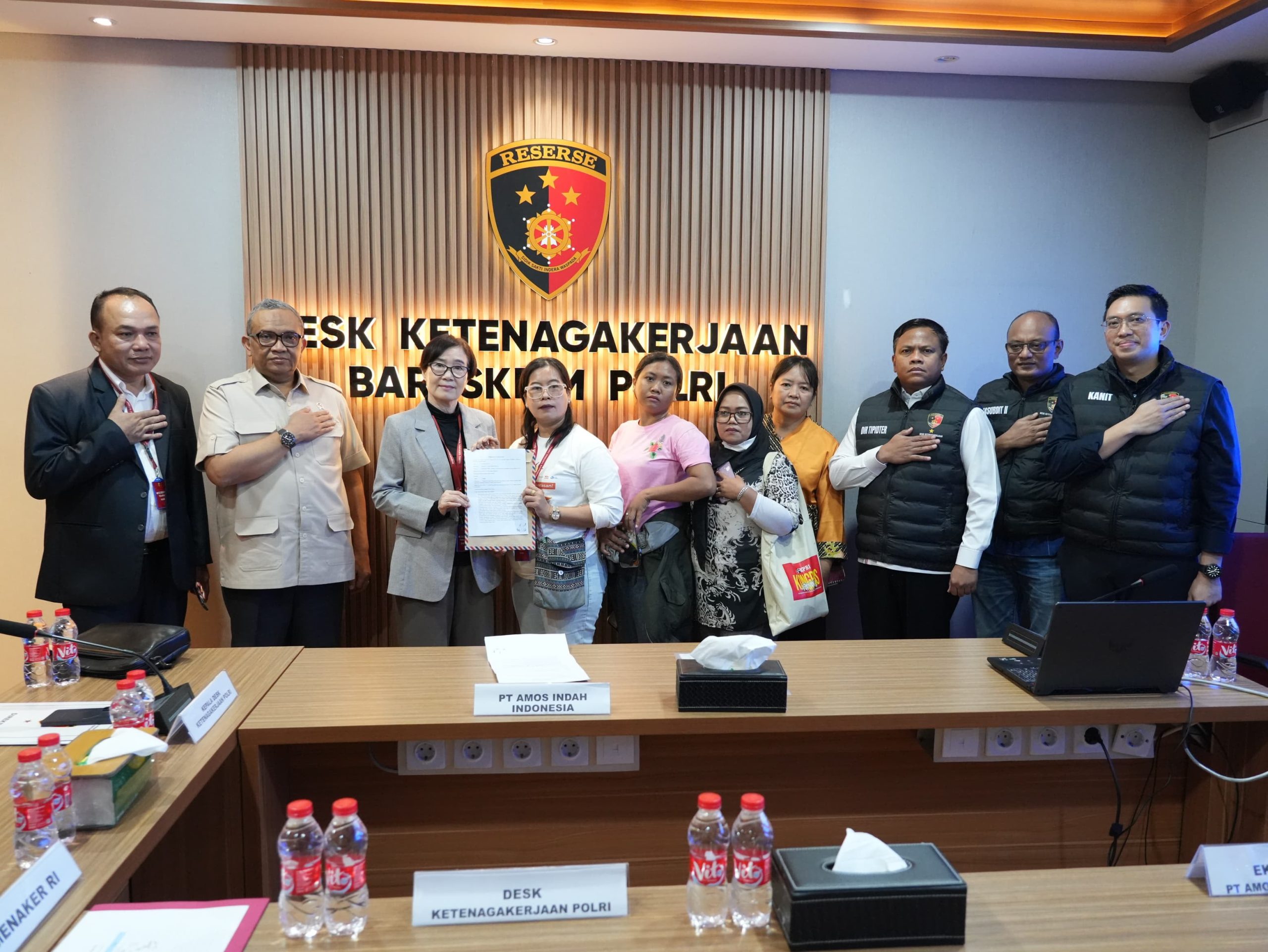 Desk Polri Selesaikan