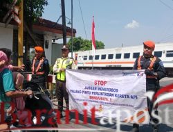 Sosialisasi Keselamatan Perlintasan Kereta Tekankan Larangan Terobos Palang Pengguna