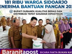 Bupati Subandi Salurkan Bantuan Beras di Sedati