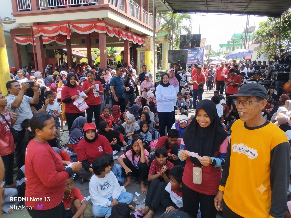 Ribuan Warga Kompak