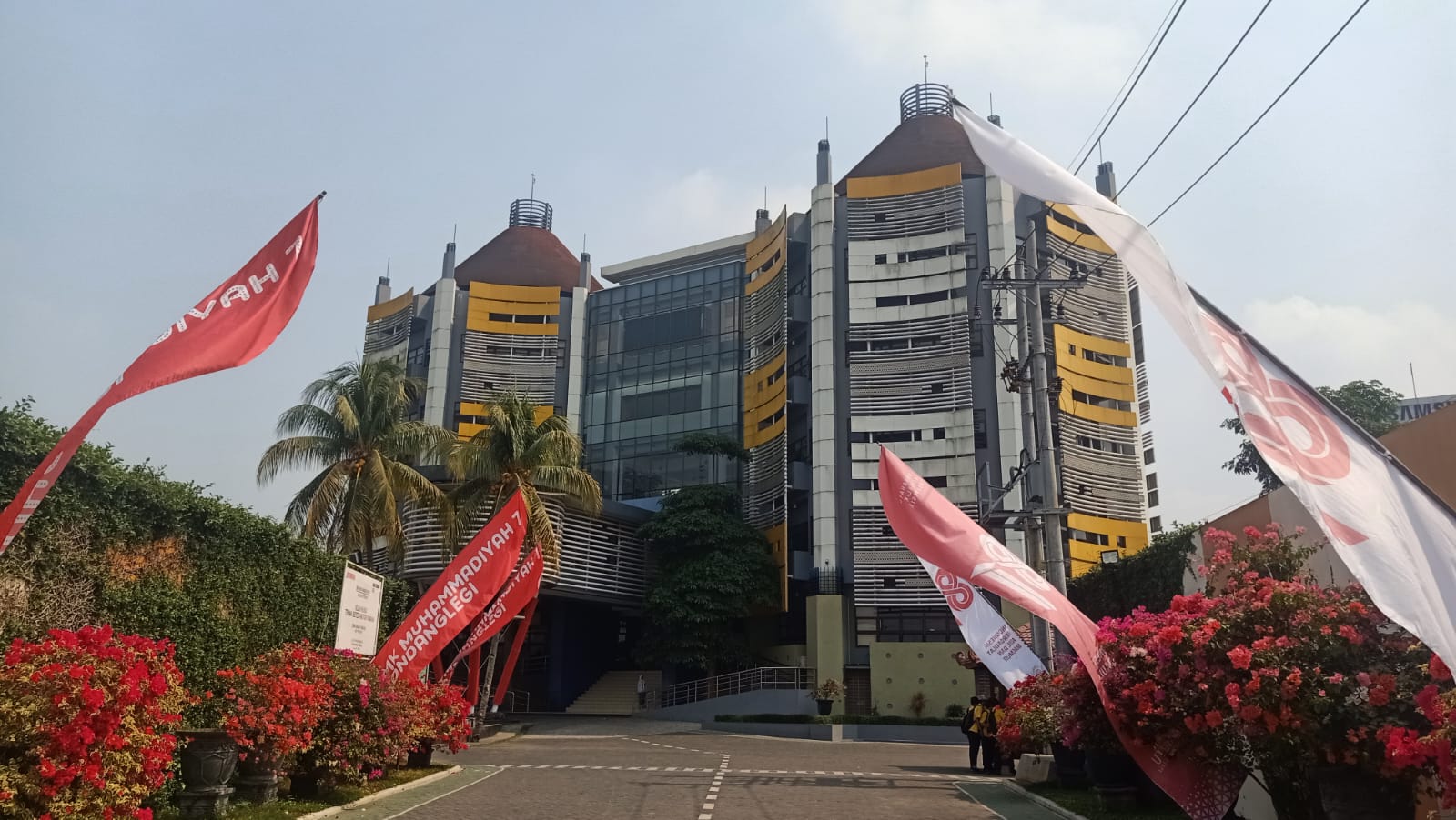 Pihak Sekolah Memilih