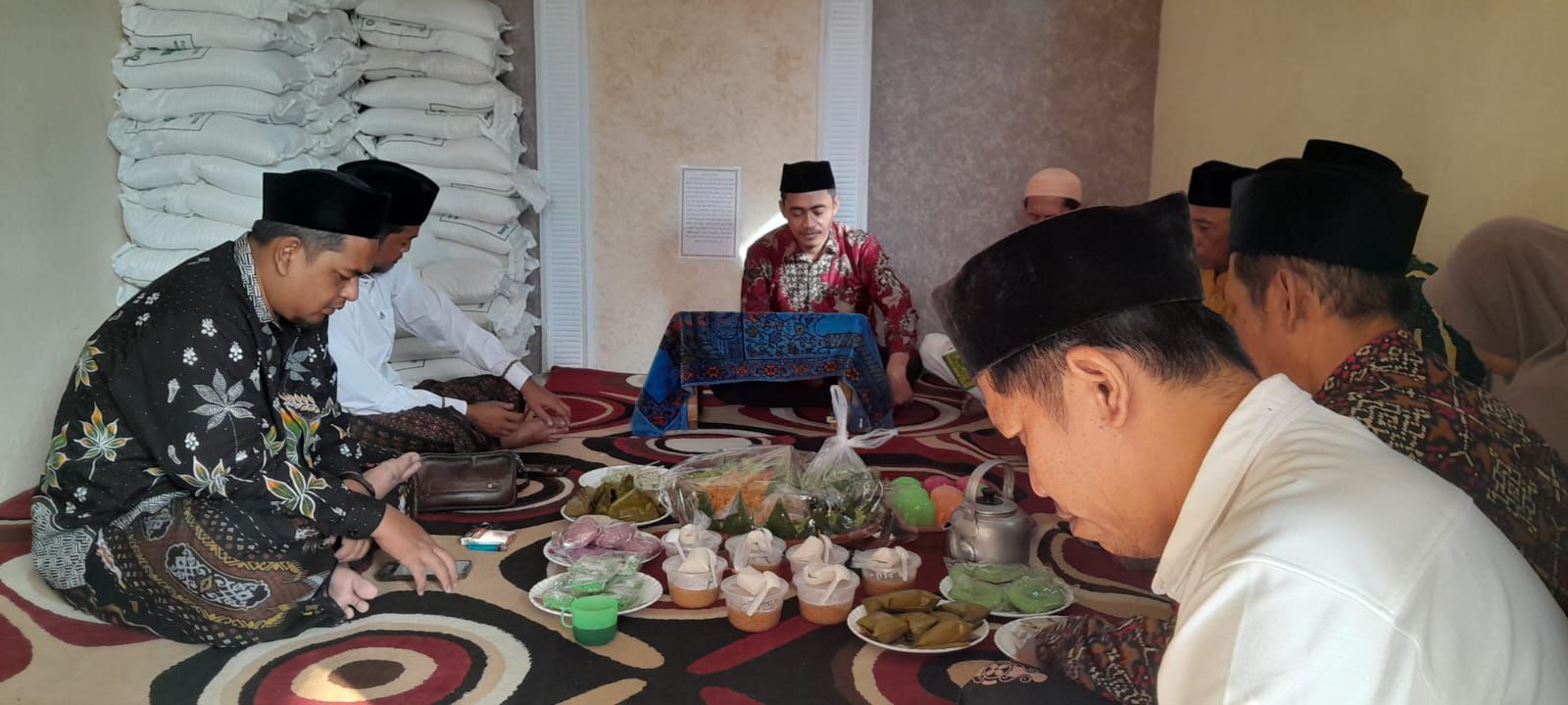 Kamis Pon Jadi Ikhtiar Batin Pemdes Randupitu