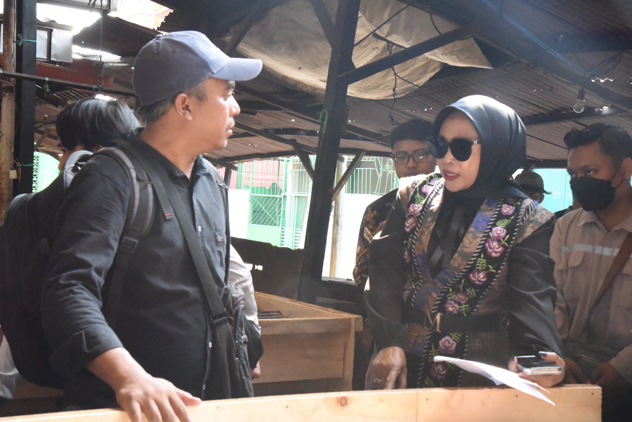 Wabup Mimik Temukan Proyek Pasar Taman Telat, Kontraktor Terancam Sanksi