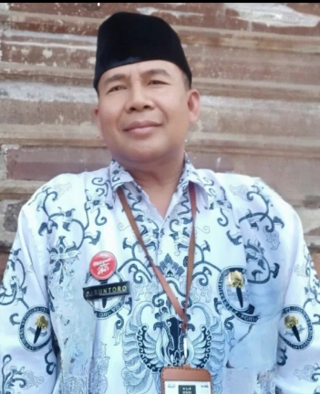 Bedah Aturan Pungli Sekolah