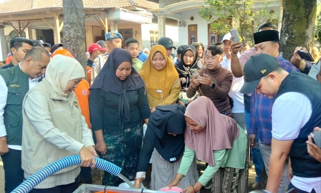 Senyum Sumringah Warga