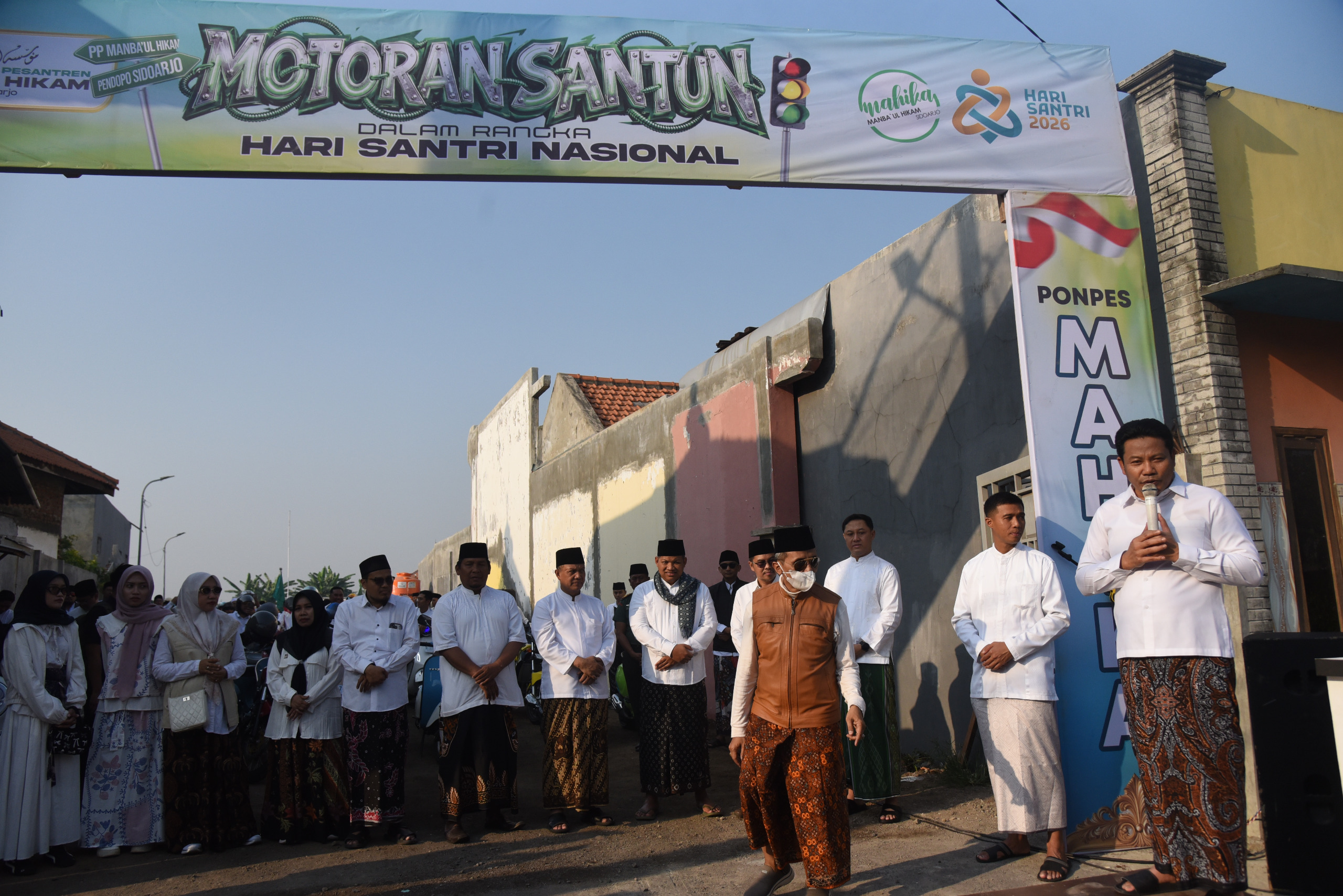 Ratusan Santri Touring Keliling Sidoarjo